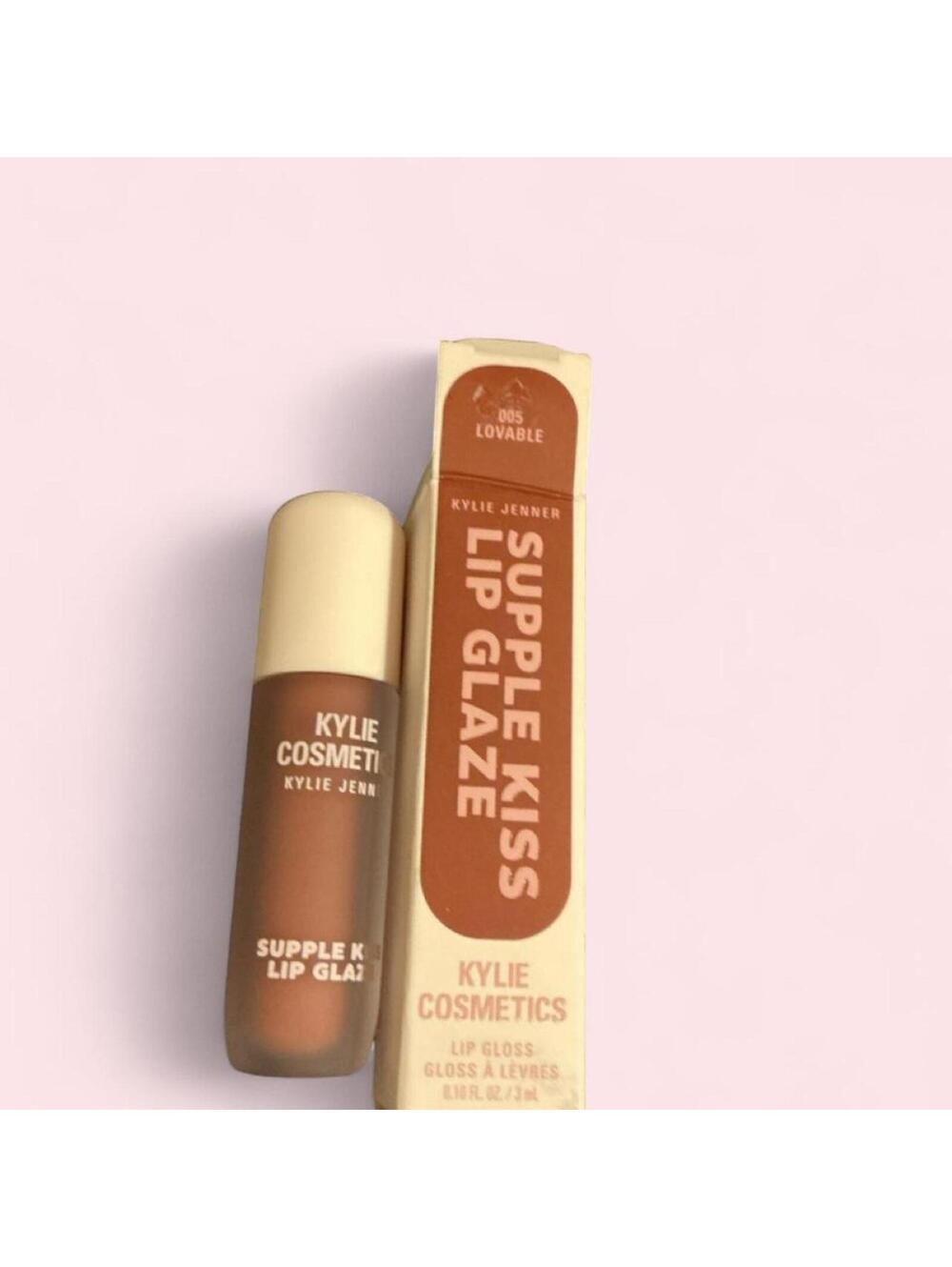 Kylie Cosmetics  Brown and Tan Makeup